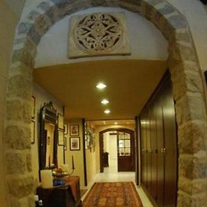 Massabki Hotel